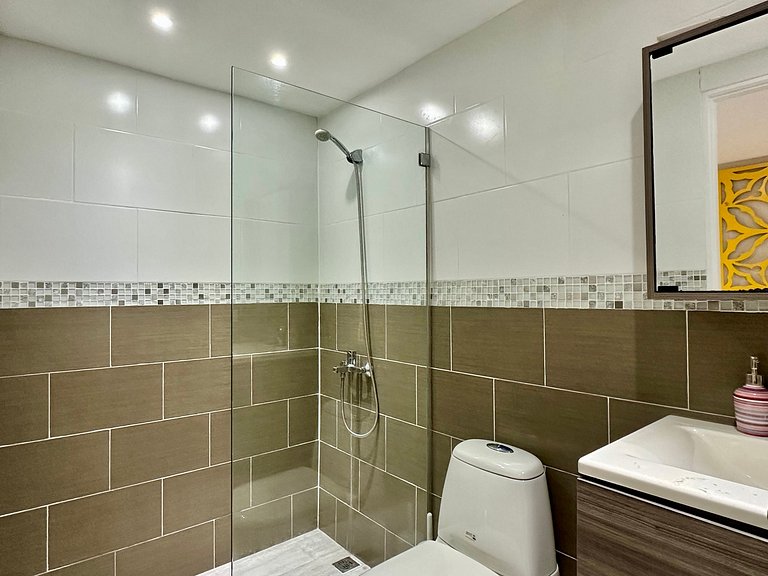 Beachfront 2BR Escape | Sea & Pool Views | Juan Dolio – By Y