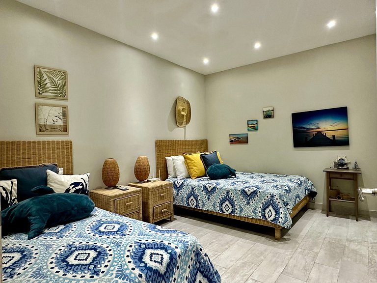 Beachfront 2BR Escape | Sea & Pool Views | Juan Dolio – By Y