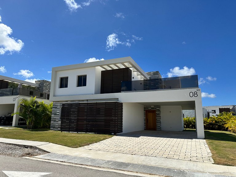 4BR Punta Cana Villa Near Beach & Mall| Yellowkey