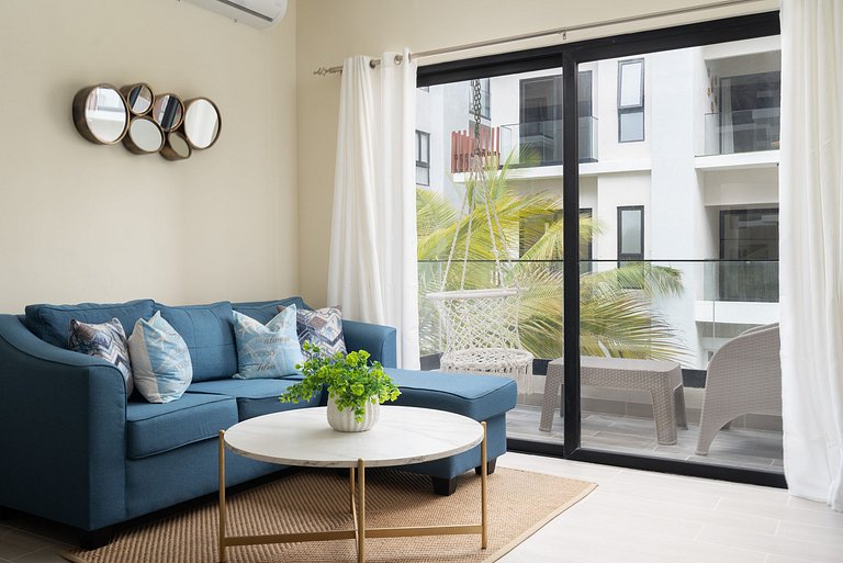 Cozy 1BR in Panorama Lake • Pool & Beach