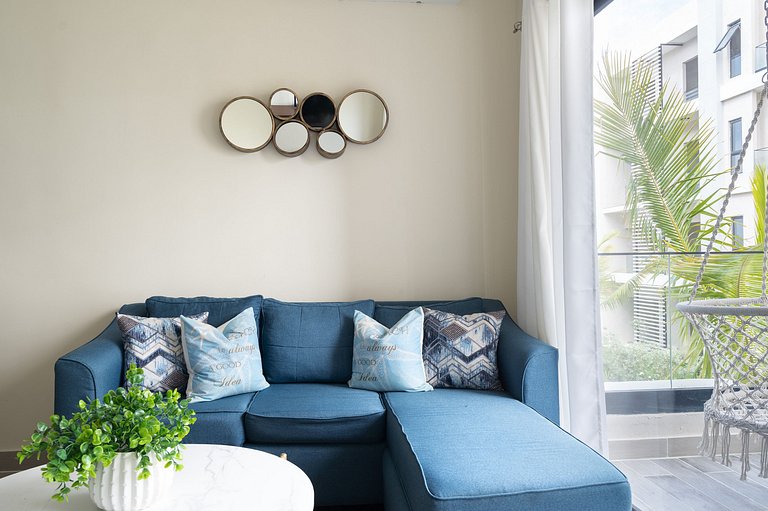 Cozy 1BR in Panorama Lake • Pool & Beach