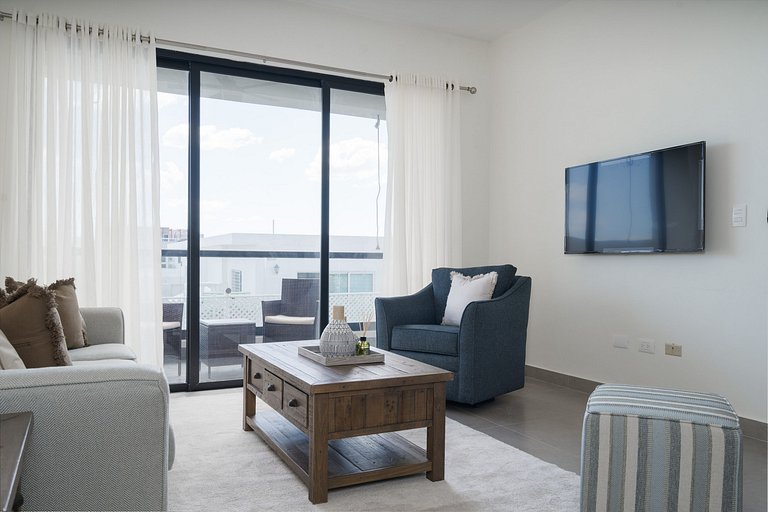 Sky Retreat Panorama 310 | Mountain Views