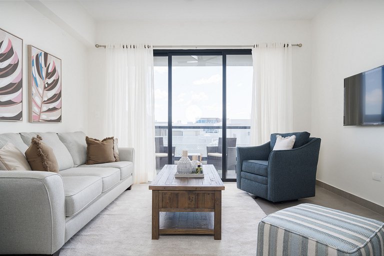 Sky Retreat Panorama 310 | Mountain Views