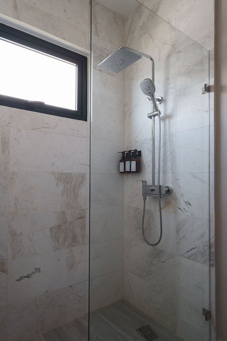 Luxury 3BR· GreenOne II·5min|Airport&Beach|Yellowkey