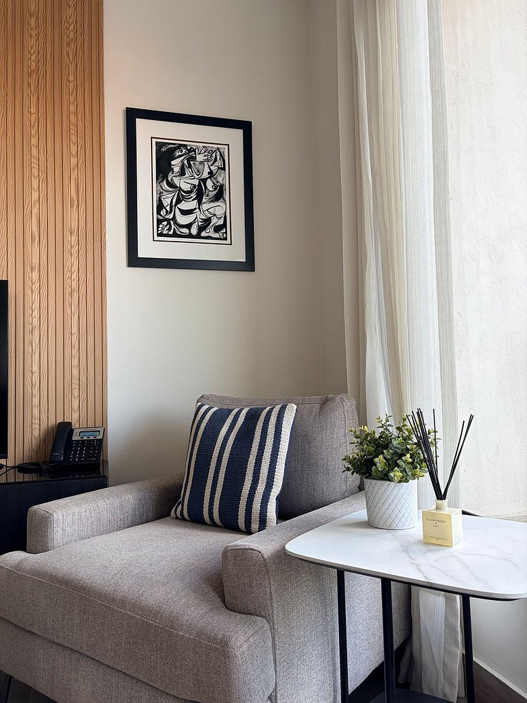 Pool*Gym *|view * 5|1br *40 MBwi-fi* Yellowkey