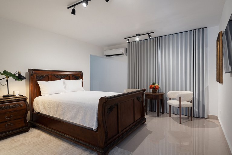 Propiedades en Gazcue Santo Domingo plaza colonial