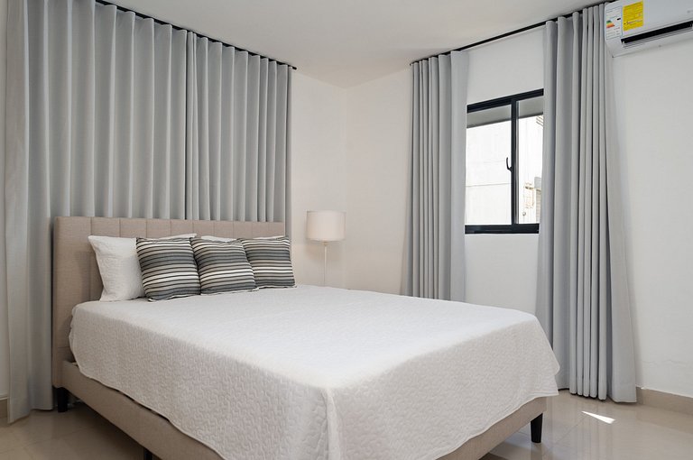 Bright 2BR Modern Getaway in Gazcue by YellowKey