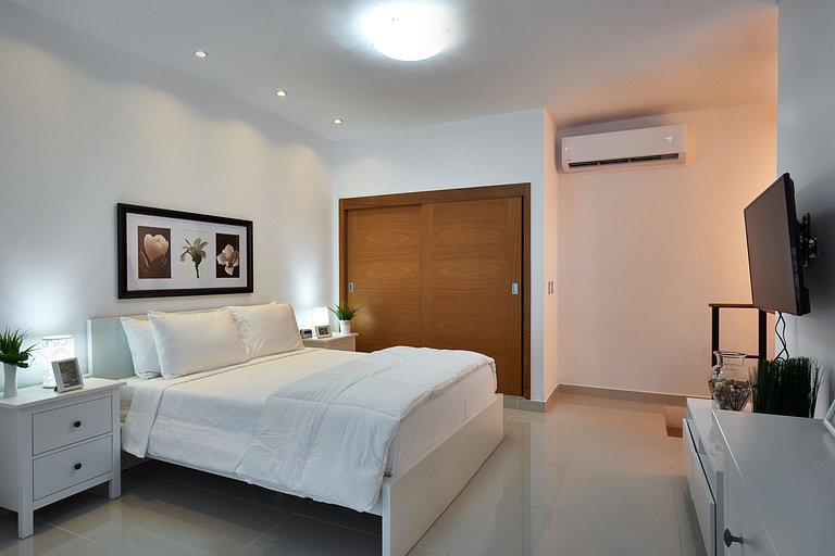 Yellowkey|Piantini Loft|Gym *Fast Wi-Fi*