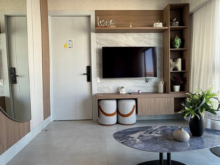 Stylish High Floor 1 Bed Apartment Modern Building