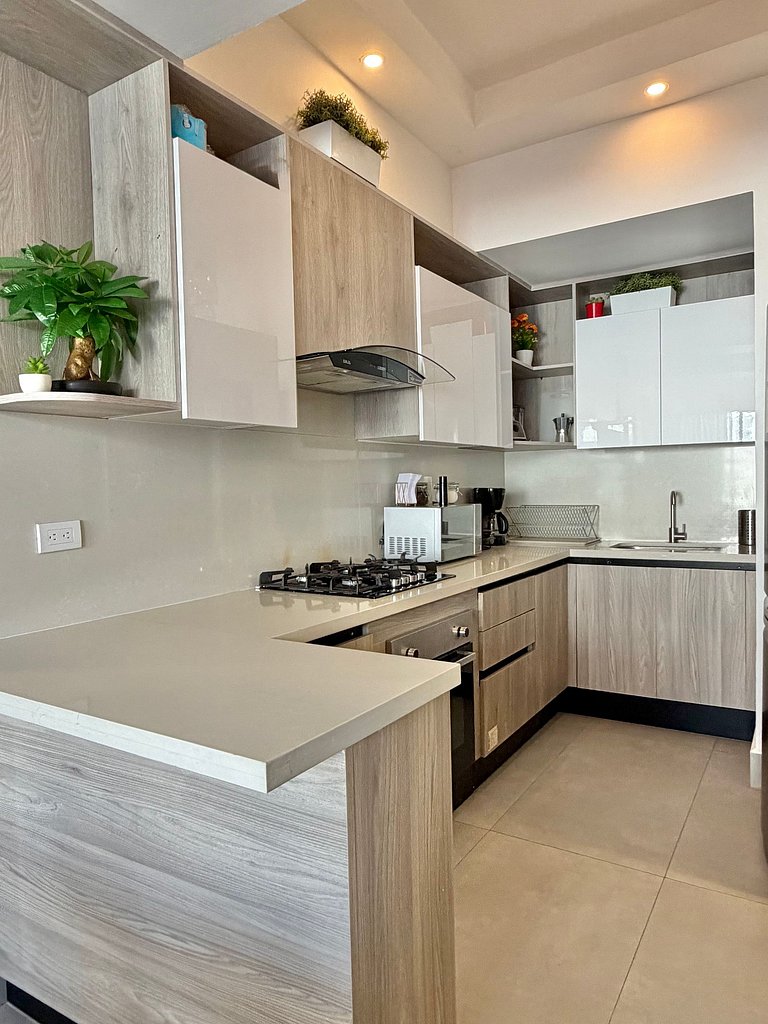 Stylish High Floor 1 Bed Apartment Modern Building