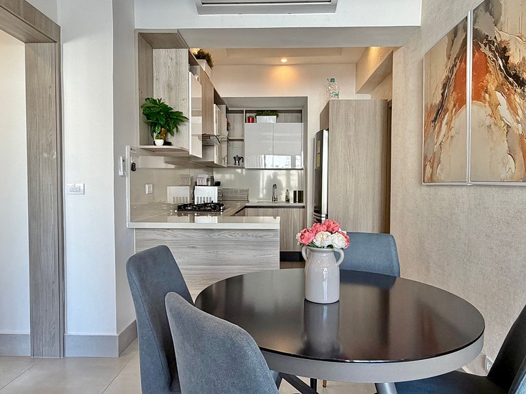 Stylish High Floor 1 Bed Apartment Modern Building