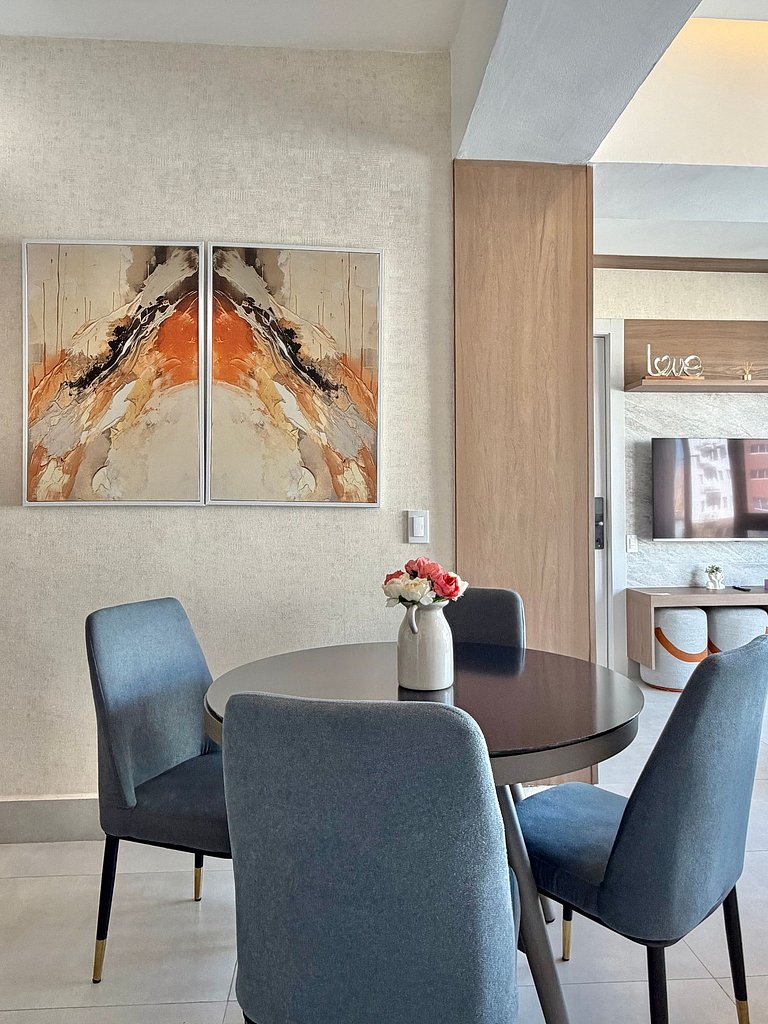 Stylish High Floor 1 Bed Apartment Modern Building