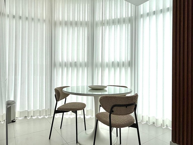 Perfect City Views, Amazing Location By YellowKey