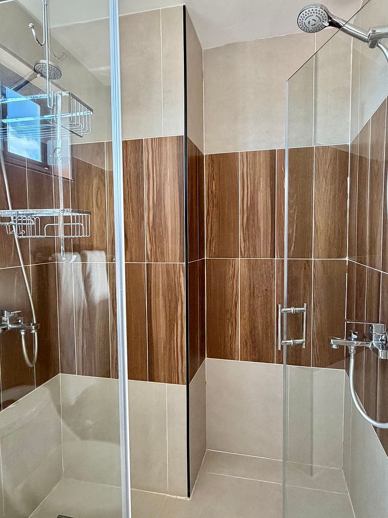 Spacious with Ocean View·La Esperilla·Pool|Gym