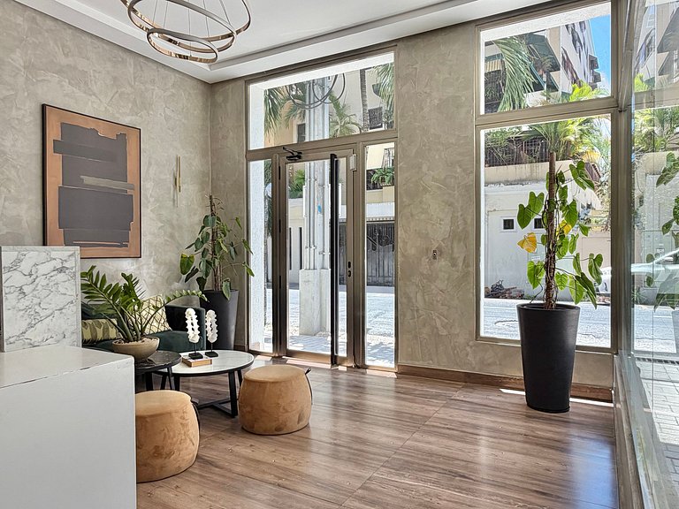 Downtown|cozy|pool and 50 Mbps WiFi | 5* Yellowkey