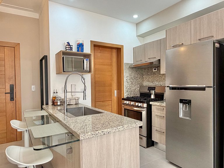 Downtown*Cozy*1br* pool* 50mb| 5*YELLOWKEY