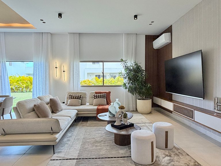 4BR Punta Cana Villa Near Beach & Mall| Yellowkey