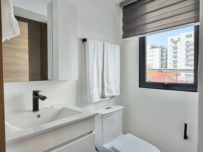 City Center| Pool and Gym 1BR by YellowKey