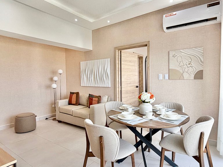 City Center| Pool and Gym 1BR by YellowKey