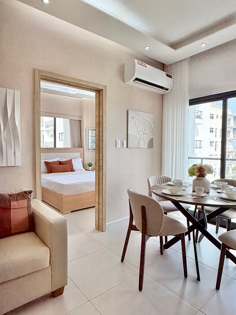 City Center| Pool and Gym 1BR by YellowKey