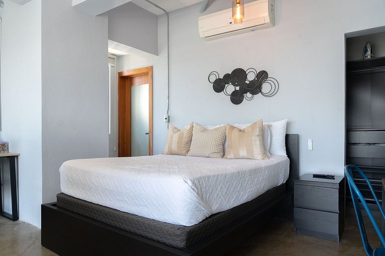 *New*Industrial Loft.OceanView*wifi - YellowKey