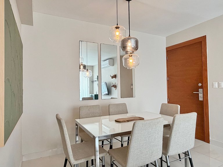 CityCenter-Comfy-3br-W/Pool-Gym-A/C-WiFi-YellowKey